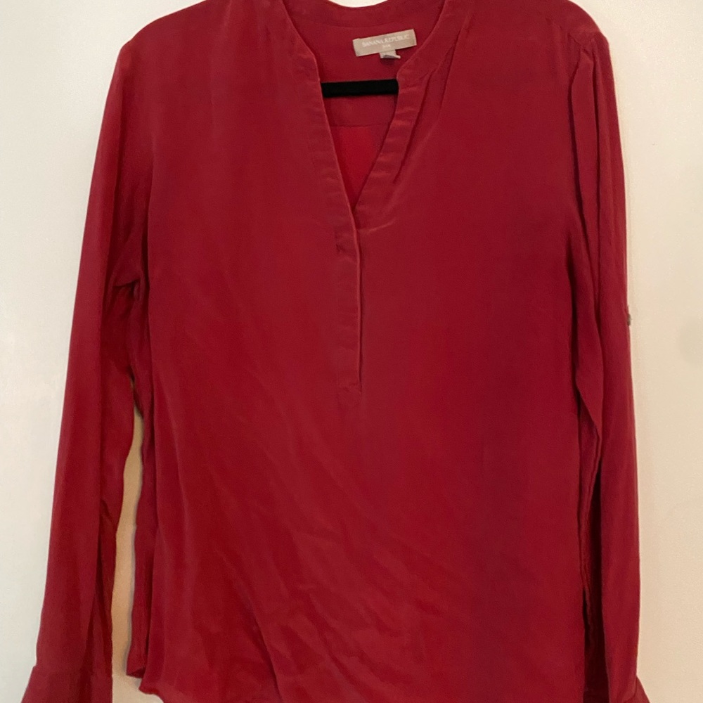 Banana Republic silk long sleeves shirt